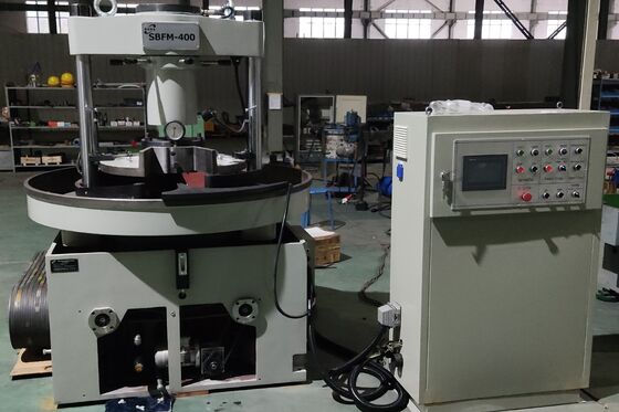 ৪৫ কিলোওয়াট ক্ষমতা এবং ৪০০ কেজি লোডিং ক্ষমতা সহ স্টিল বল ফ্ল্যাশিং মেশিন